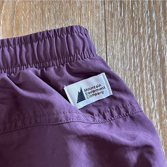 MEC Women’s Nylon Hiking/Running Shorts Purple Sz Small - Picture 4 of 6